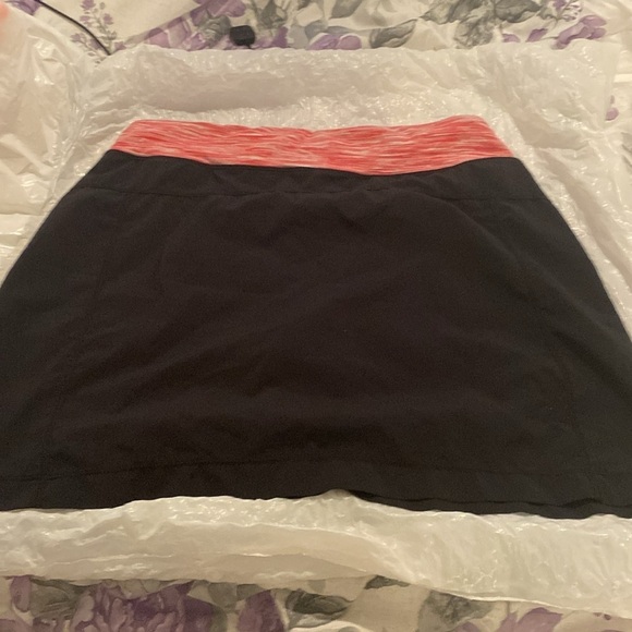 Tuff Athletics Women's Skort - Picture 6 of 6